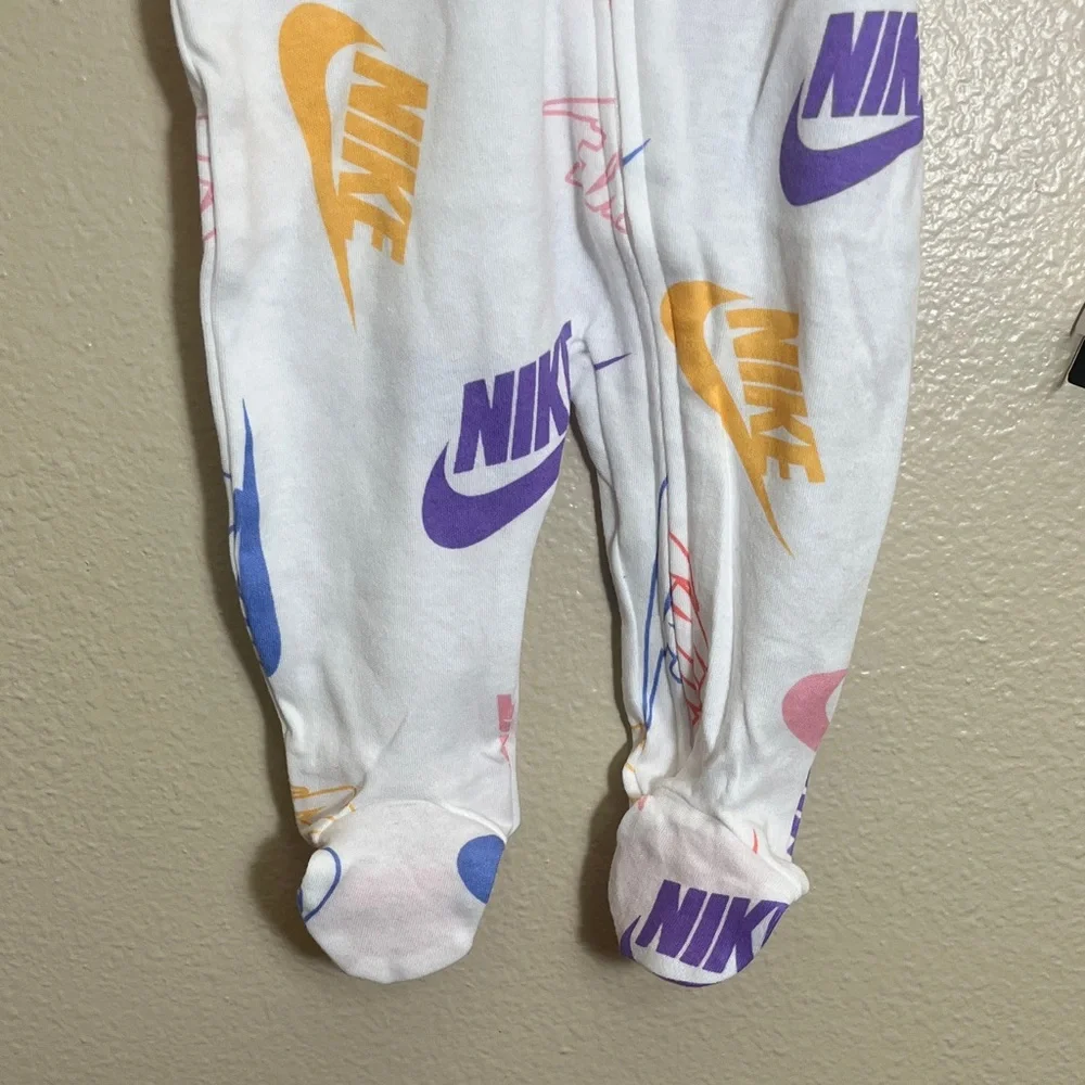 NWT Nike Colorful Logo Baby Romper Pajamas - Picture 5 of 11